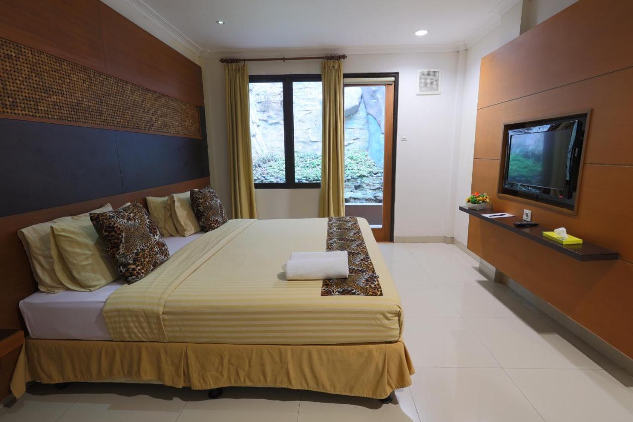 Taman Safari alojamiento Puncak Exterior foto