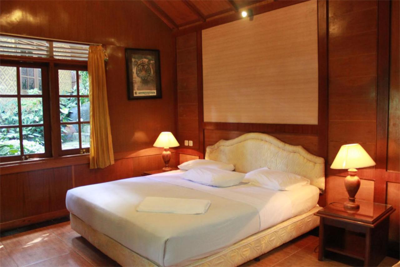Taman Safari alojamiento Puncak Exterior foto
